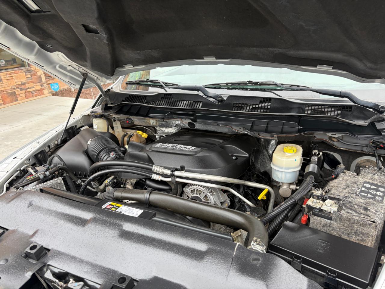 RAM 2500 Tradesman 4x4 Crew Cab 8' Box 2018