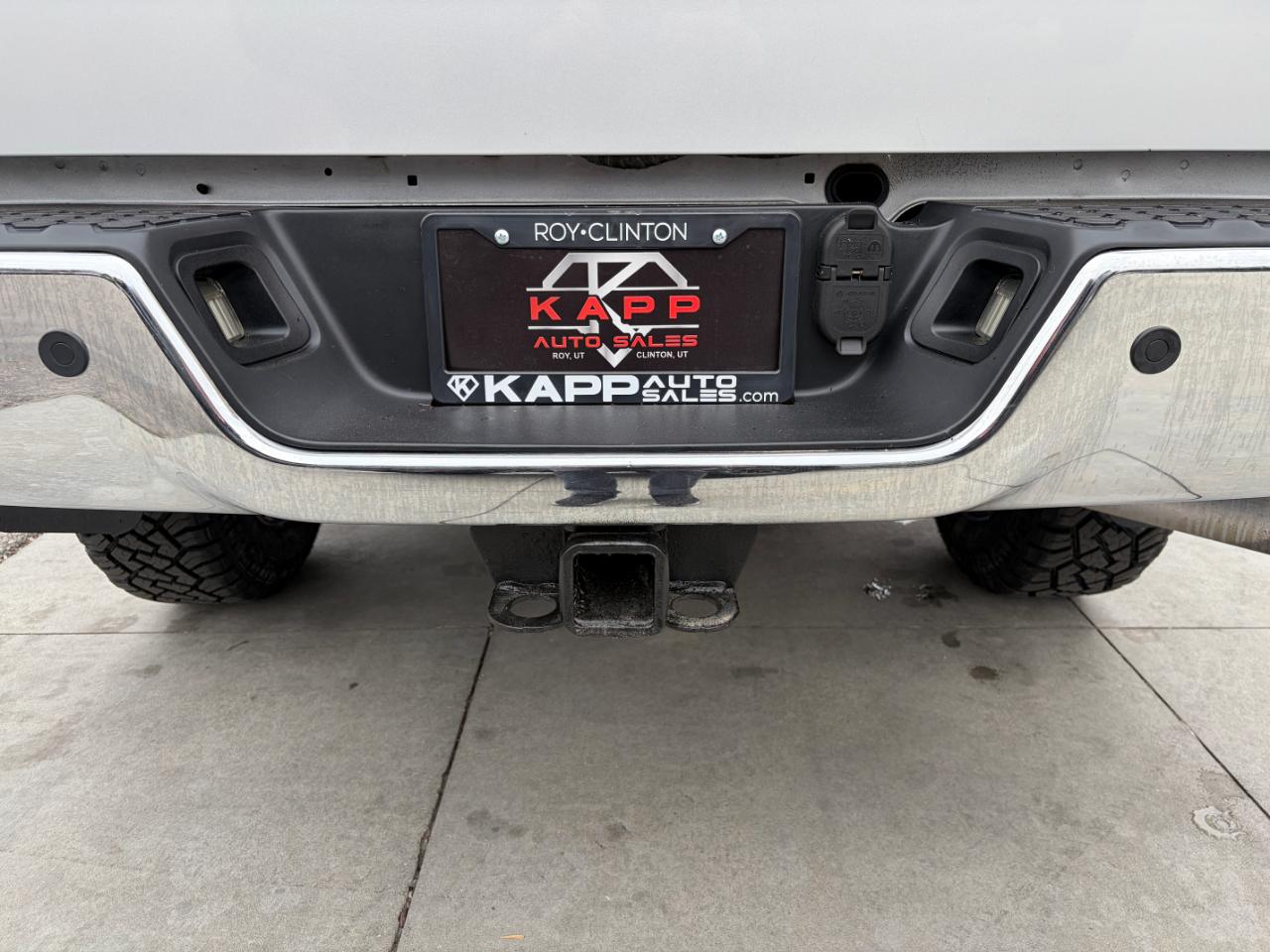 RAM 2500 Tradesman 4x4 Crew Cab 8' Box 2018