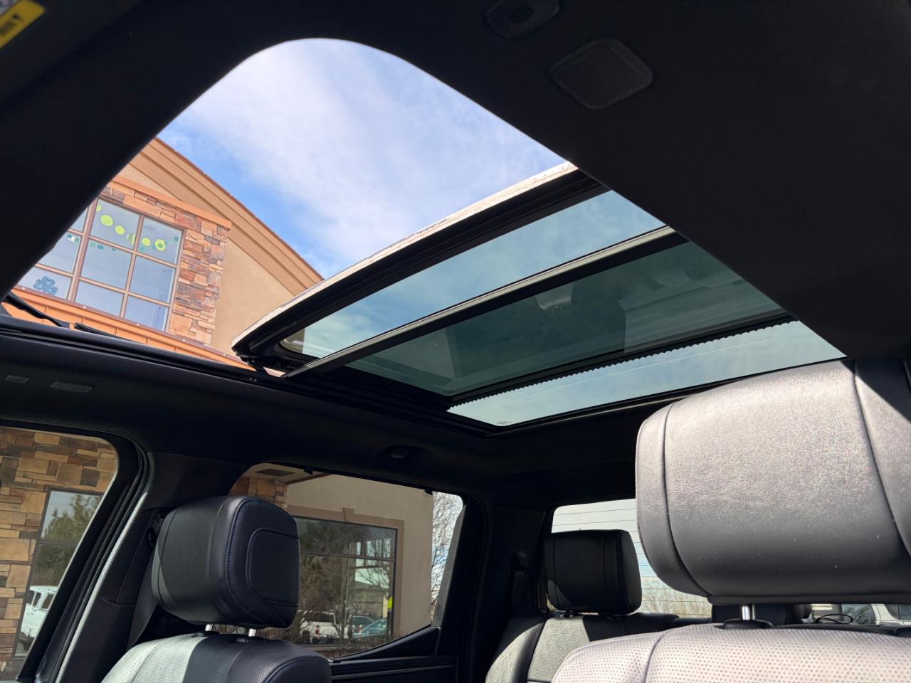 Toyota Tundra 4WD Platinum Hybrid CrewMax 5.5' Bed (Natl) 2023