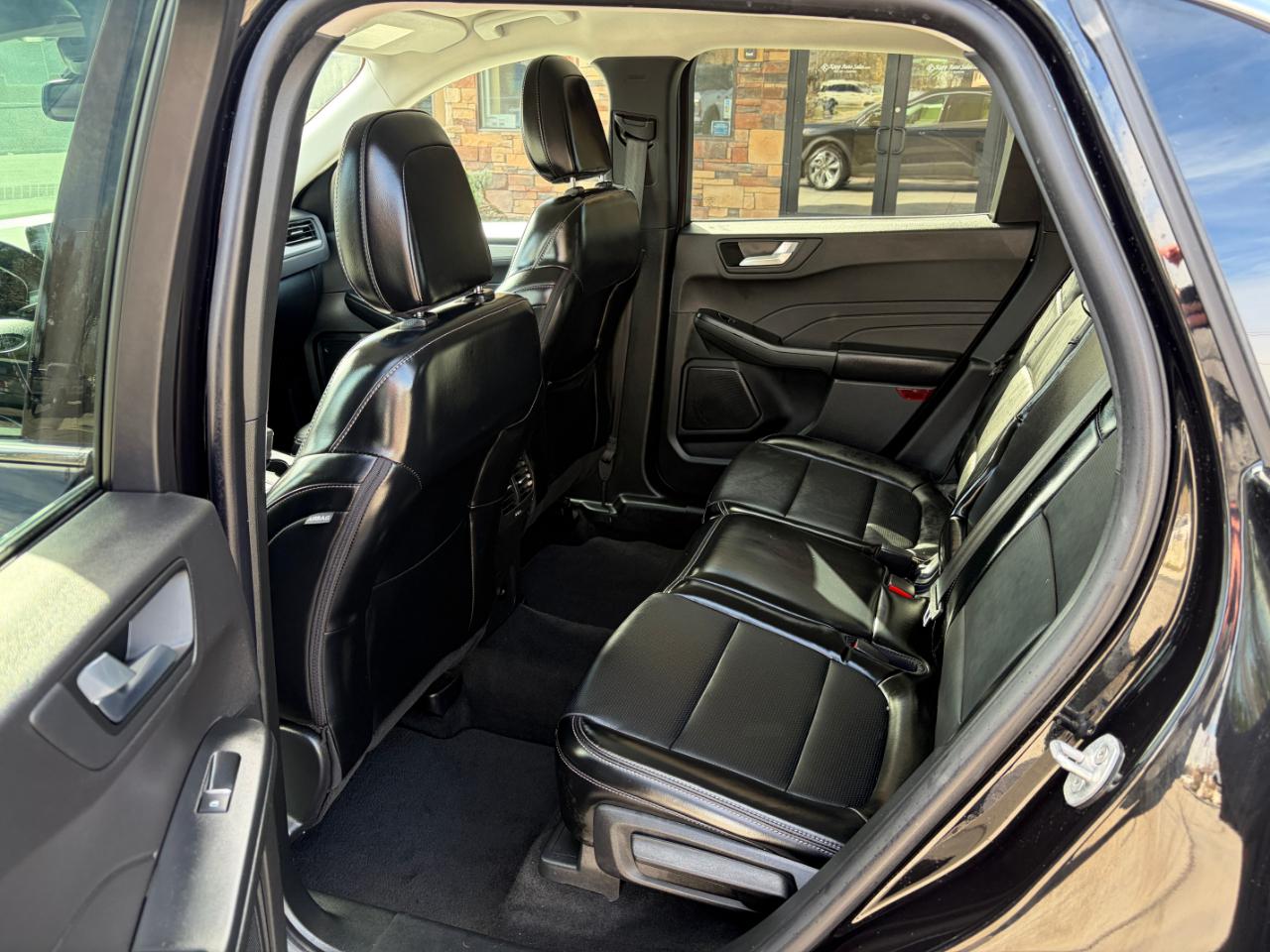 Ford Escape Platinum AWD 2025