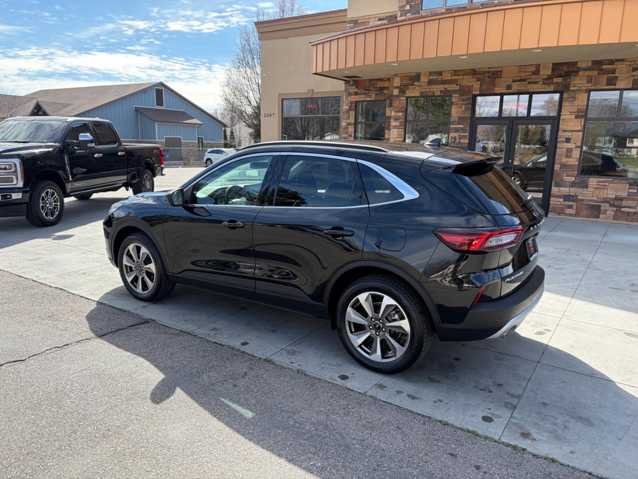 Ford Escape Platinum AWD 2025