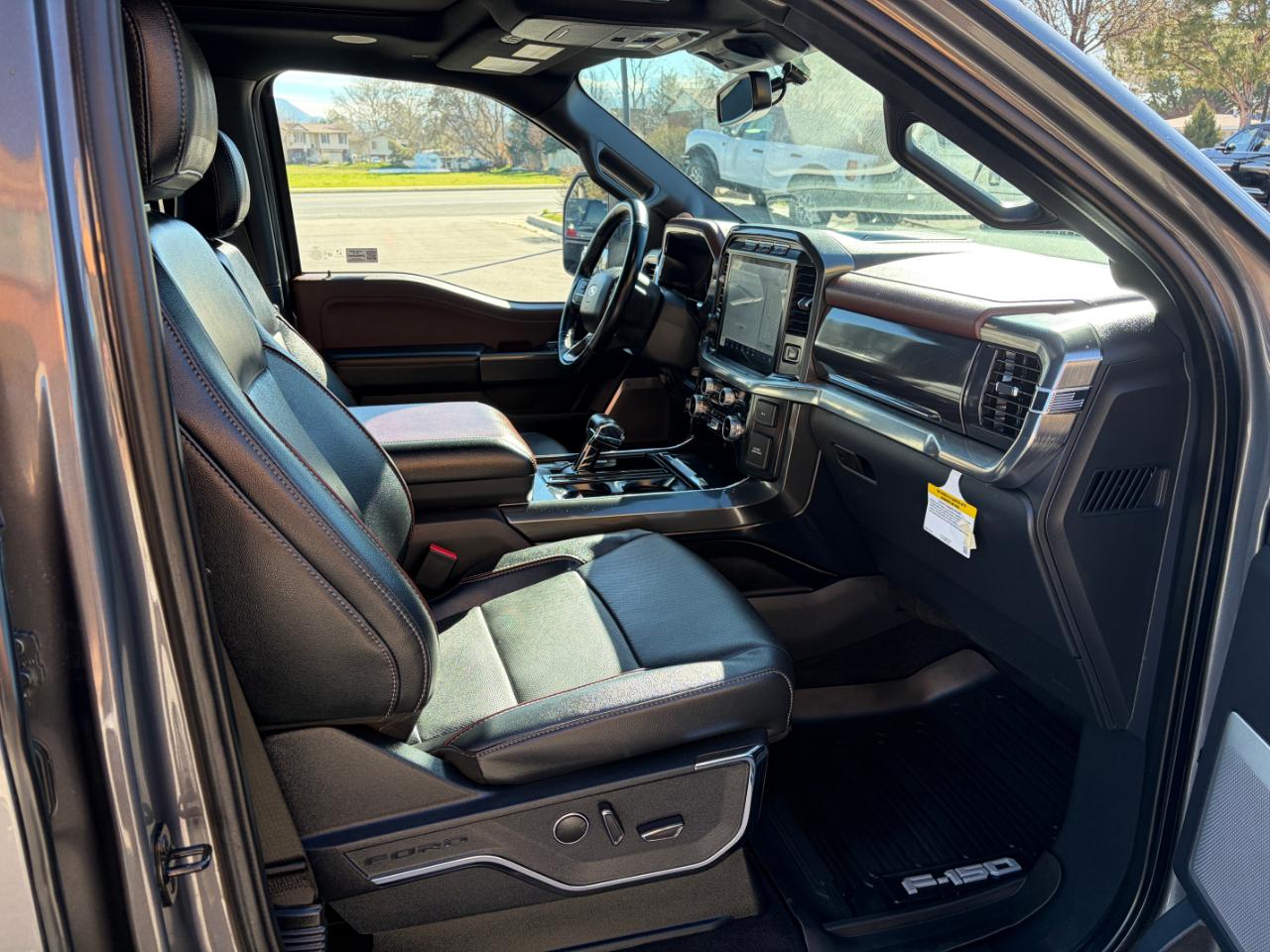 Ford F-150 Lariat 4WD SuperCrew 6.5' Box 2023