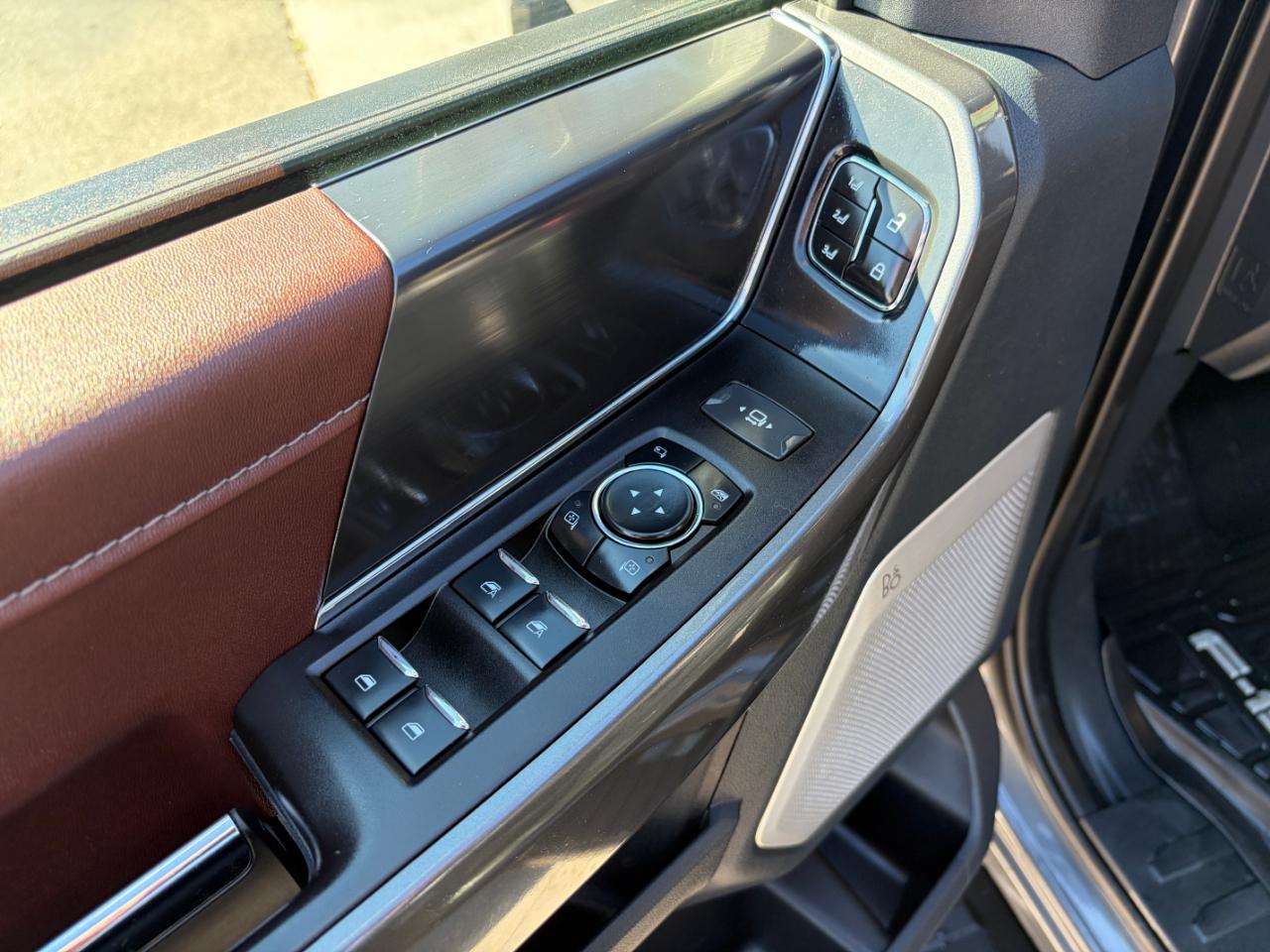 Ford F-150 Lariat 4WD SuperCrew 6.5' Box 2023