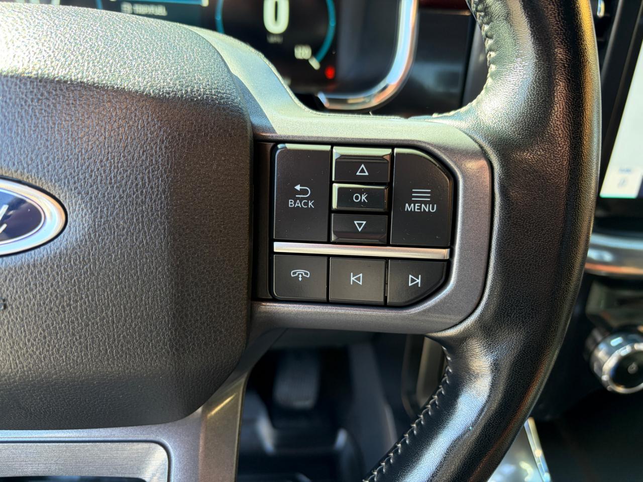 Ford F-150 Lariat 4WD SuperCrew 6.5' Box 2023