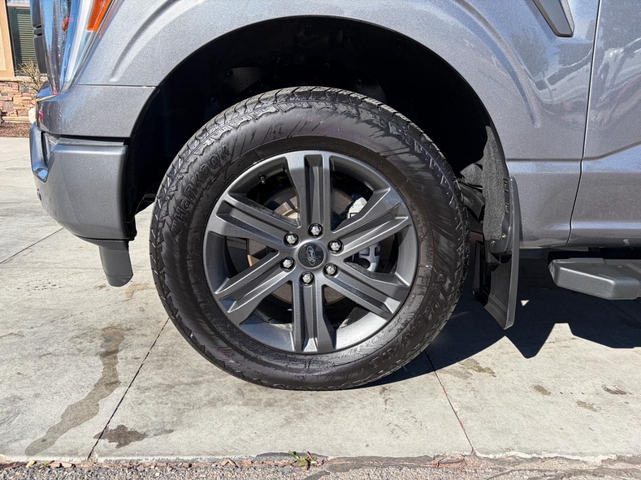 Ford F-150 Lariat 4WD SuperCrew 6.5' Box 2023