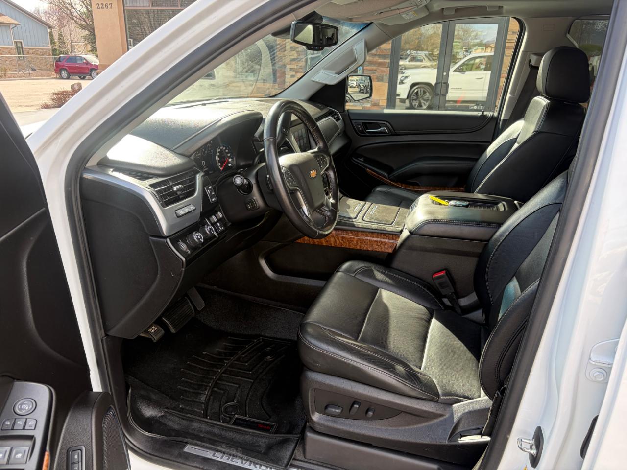 Chevrolet Suburban 4WD 4dr 1500 Premier 2019