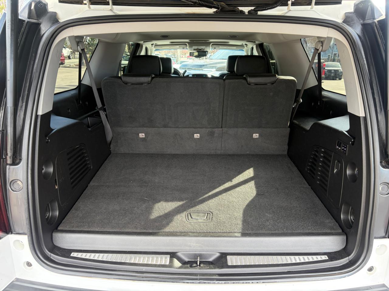 Chevrolet Suburban 4WD 4dr 1500 Premier 2019