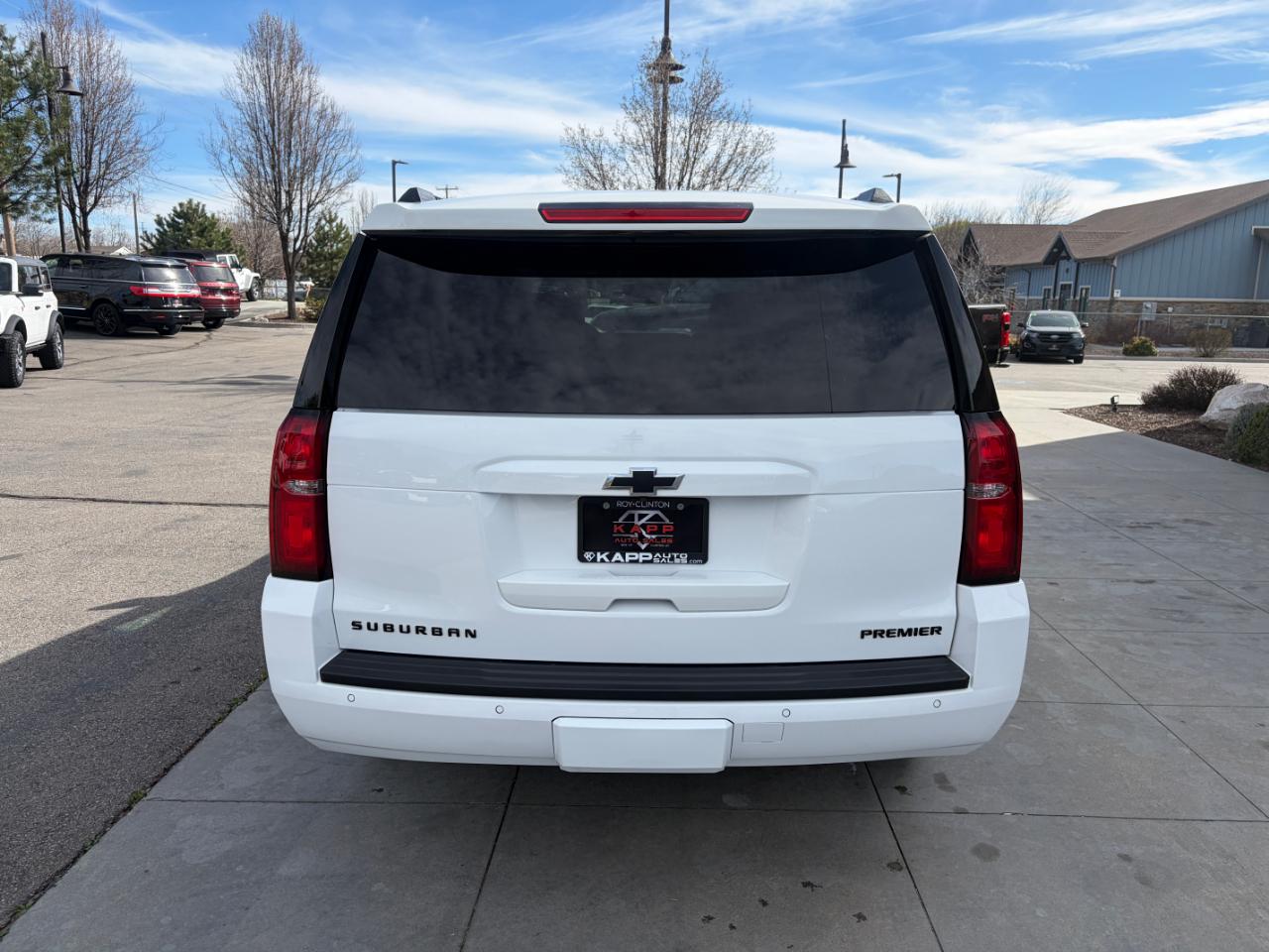 Chevrolet Suburban 4WD 4dr 1500 Premier 2019