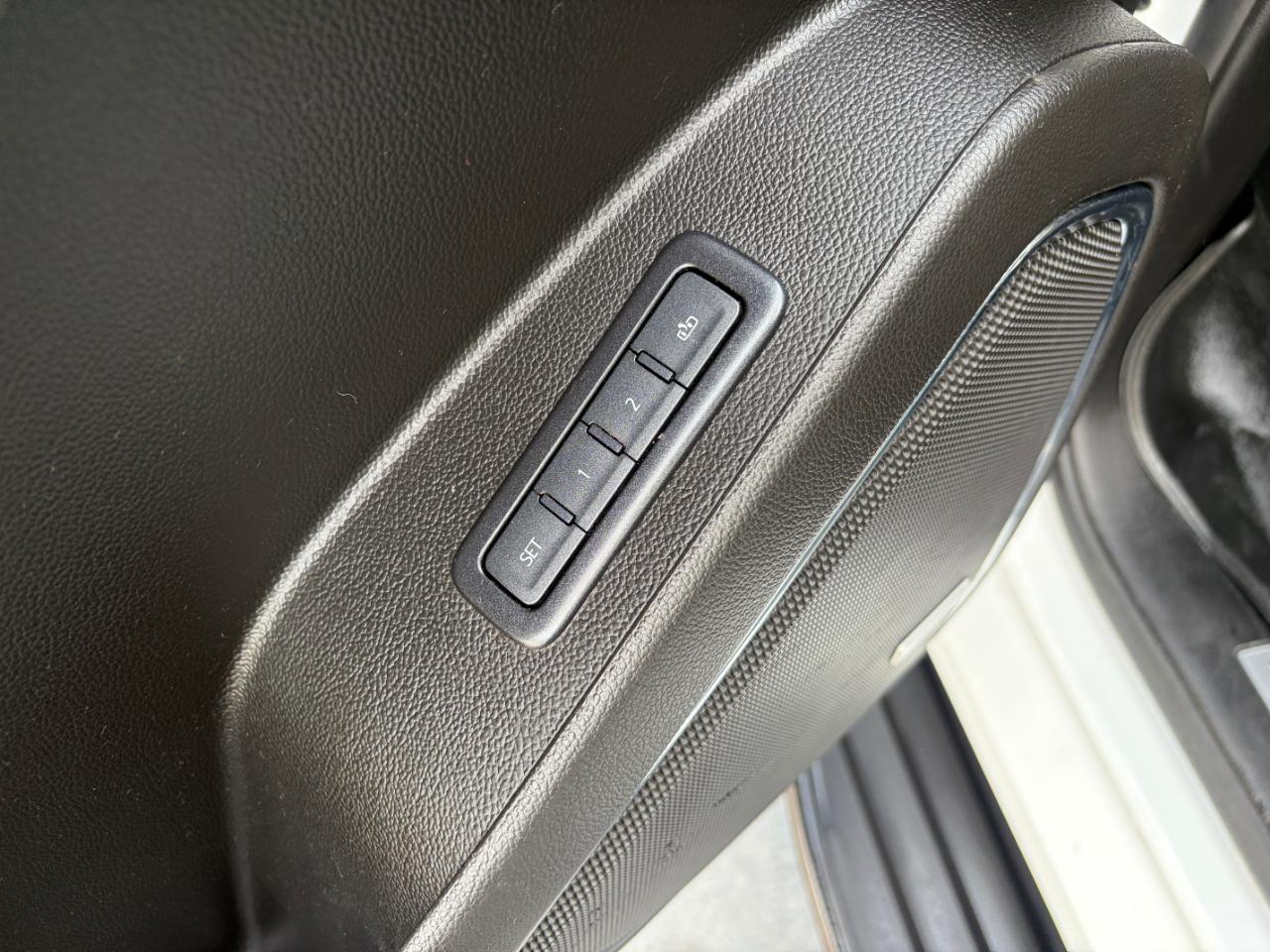 Chevrolet Suburban 4WD 4dr 1500 Premier 2019