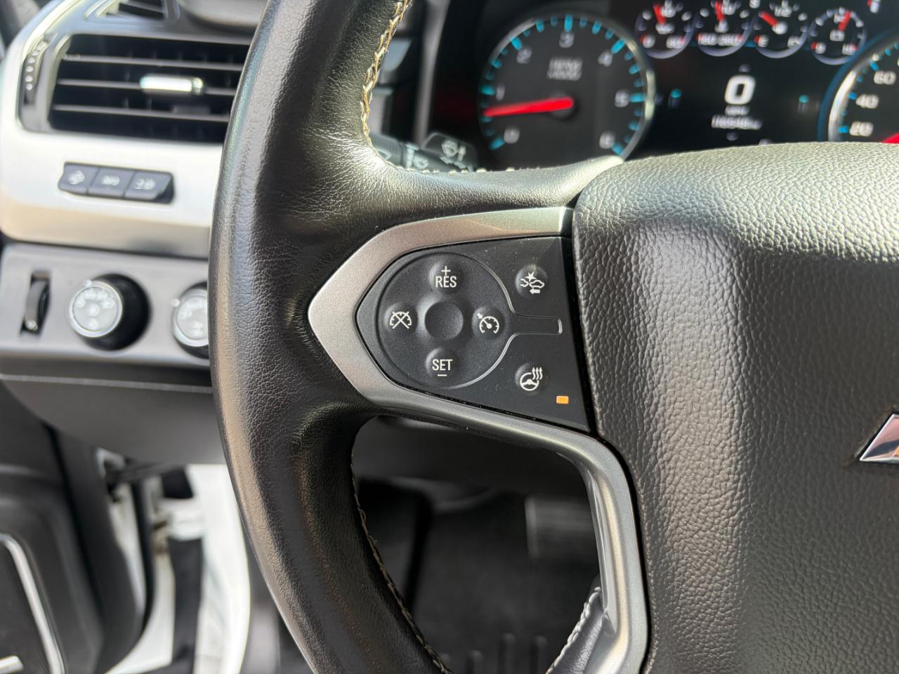 Chevrolet Suburban 4WD 4dr 1500 Premier 2019