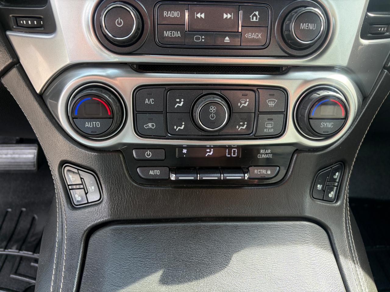 Chevrolet Suburban 4WD 4dr 1500 Premier 2019