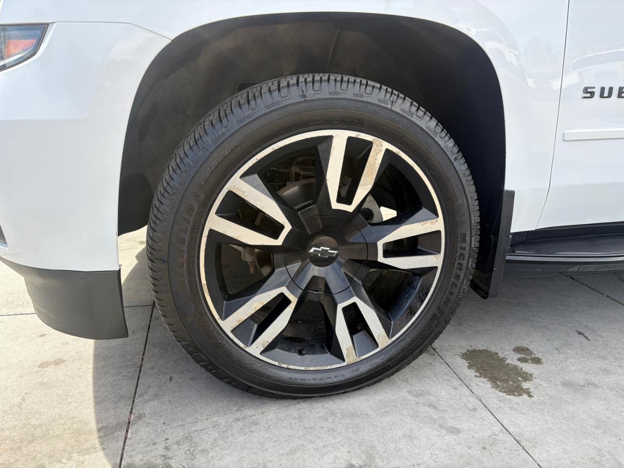 Chevrolet Suburban 4WD 4dr 1500 Premier 2019