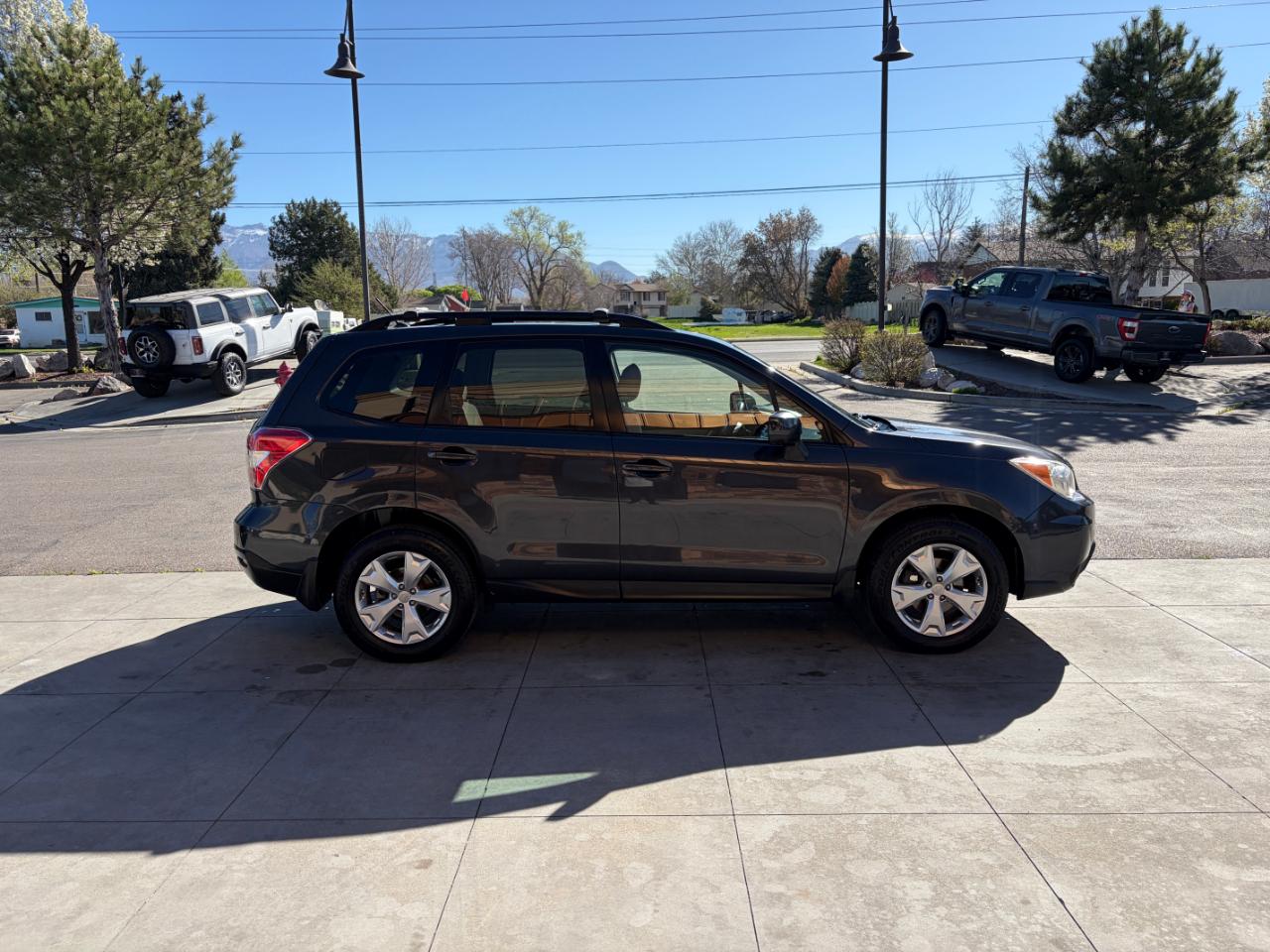 Subaru Forester 4dr CVT 2.5i Premium PZEV 2015