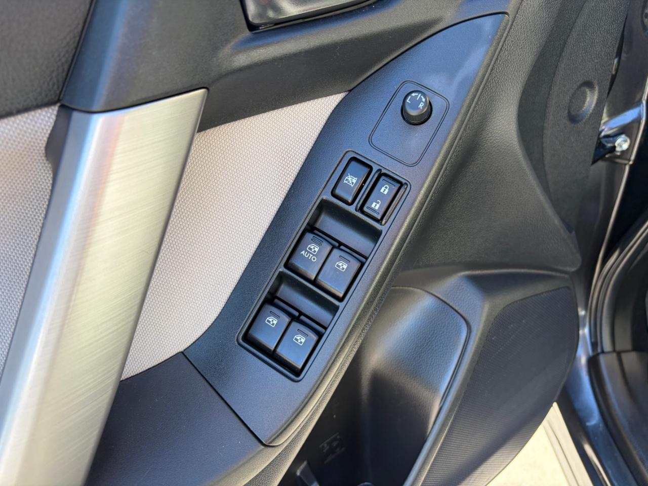 Subaru Forester 4dr CVT 2.5i Premium PZEV 2015