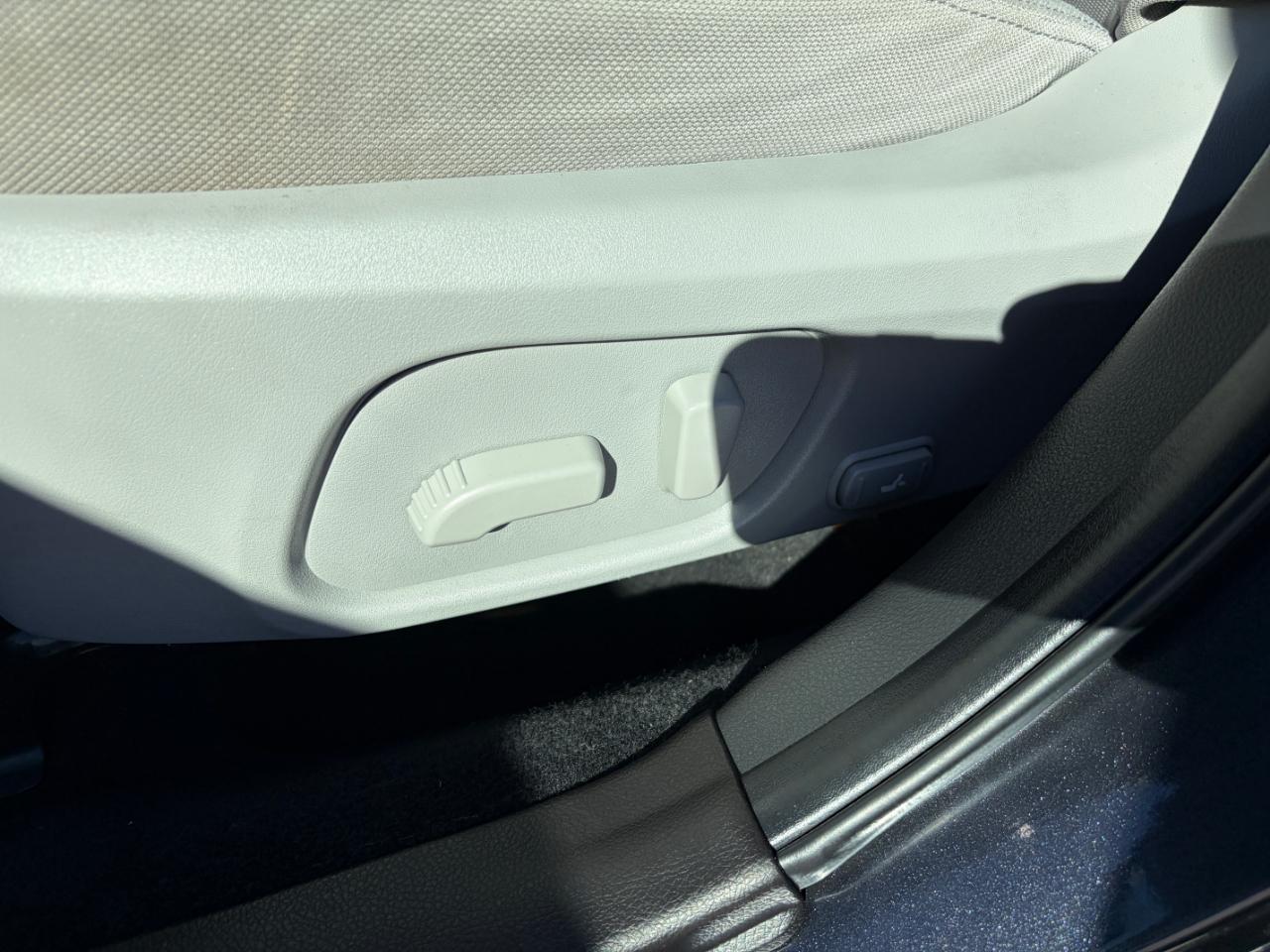 Subaru Forester 4dr CVT 2.5i Premium PZEV 2015