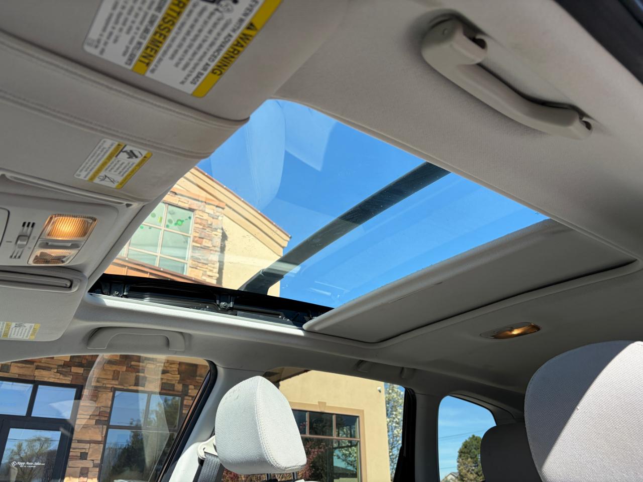 Subaru Forester 4dr CVT 2.5i Premium PZEV 2015