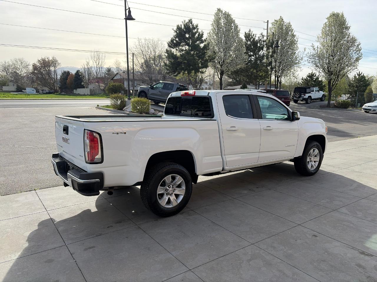 GMC Canyon 4WD Crew Cab 140.5" SLE 2018