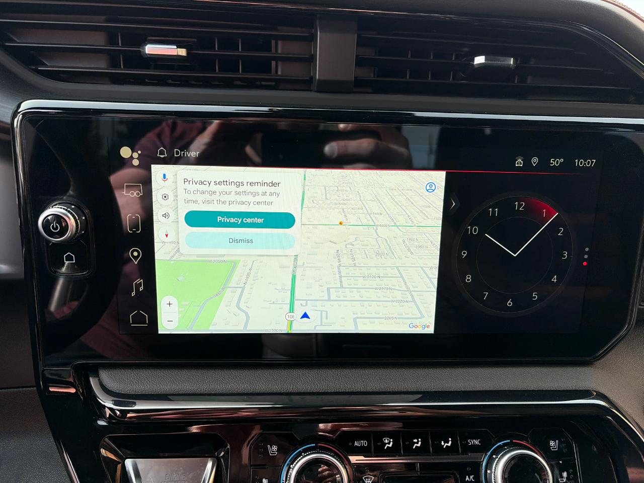 GMC Sierra 1500 4WD Crew Cab 147" AT4 2025