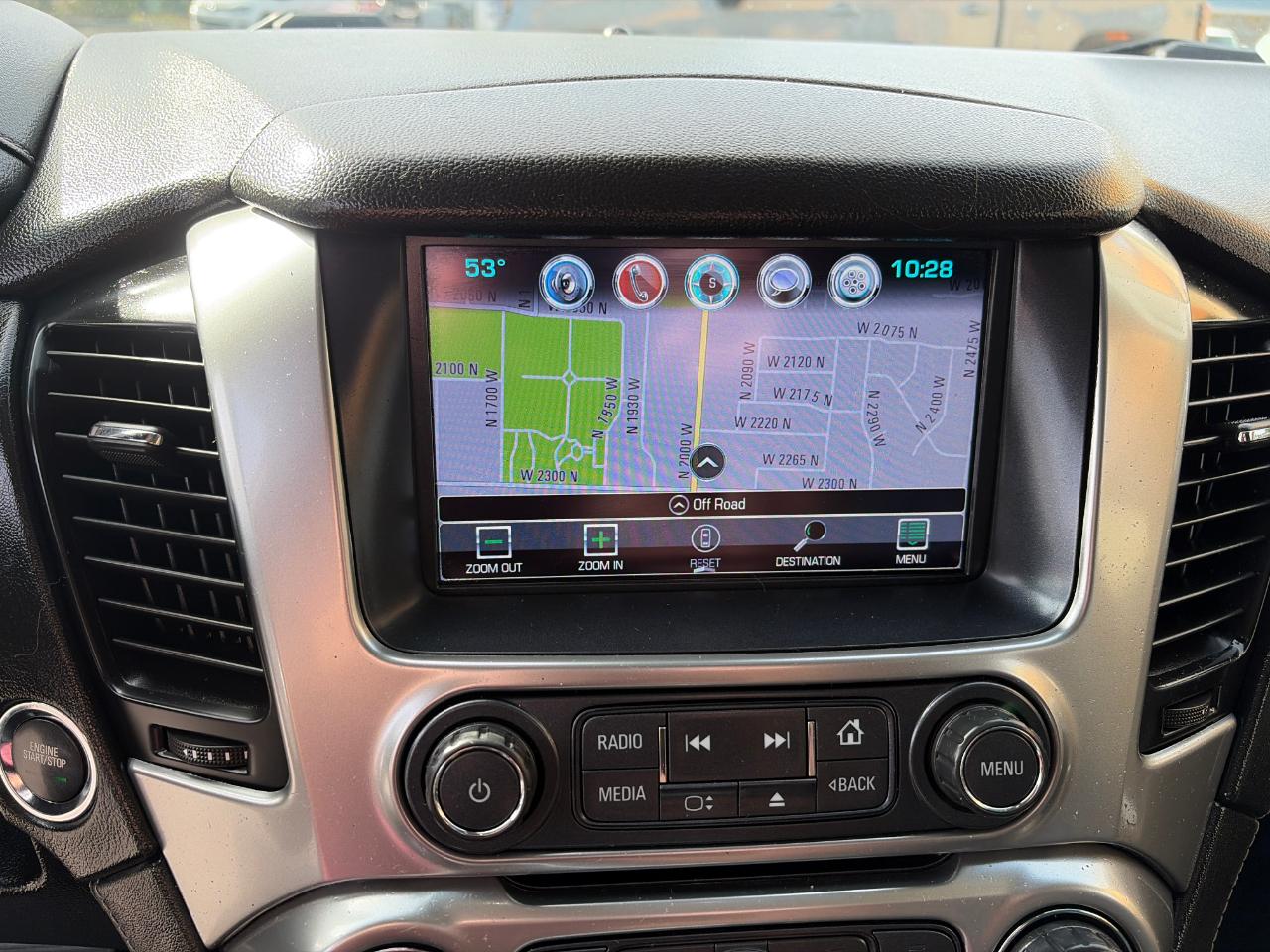 Chevrolet Suburban 4WD 4dr 1500 LT 2017