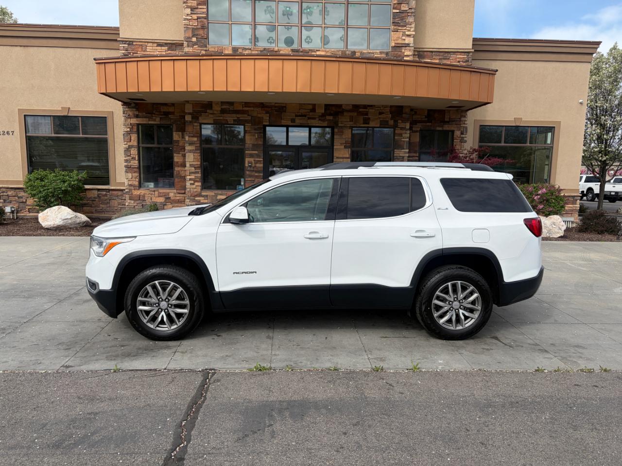 GMC Acadia AWD 4dr SLE w/SLE-2 2019