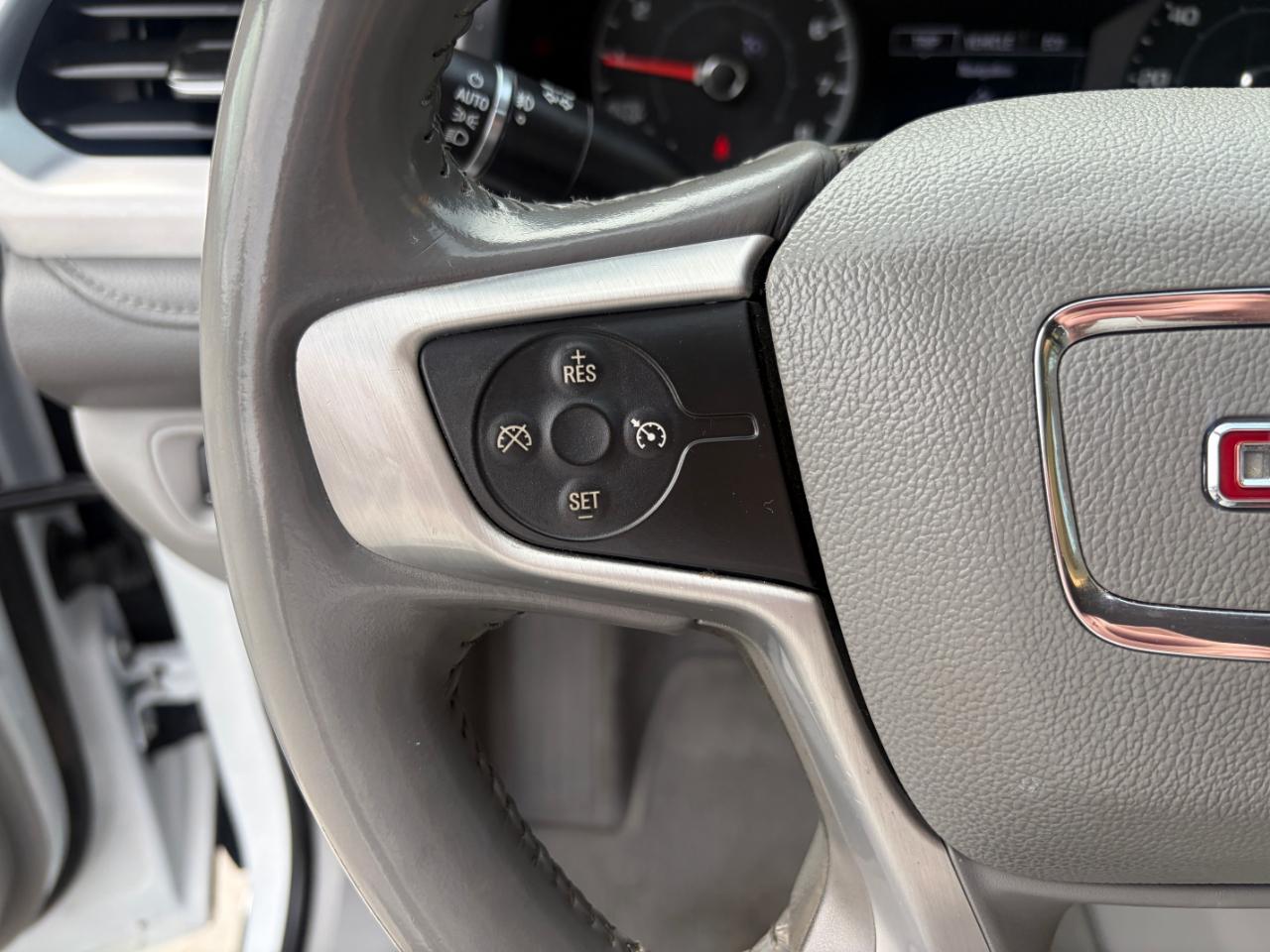 GMC Acadia AWD 4dr SLE w/SLE-2 2019