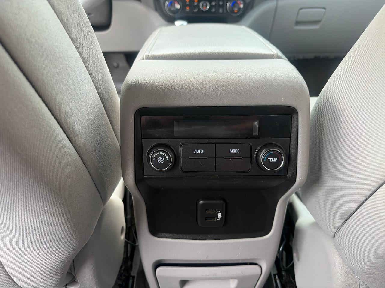 GMC Acadia AWD 4dr SLE w/SLE-2 2019