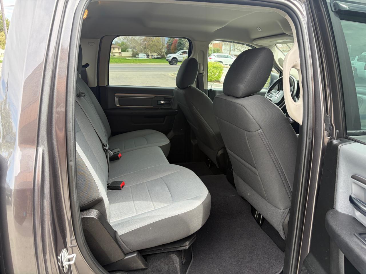 RAM 1500 Classic SLT 4x4 Crew Cab 6'4" Box 2021