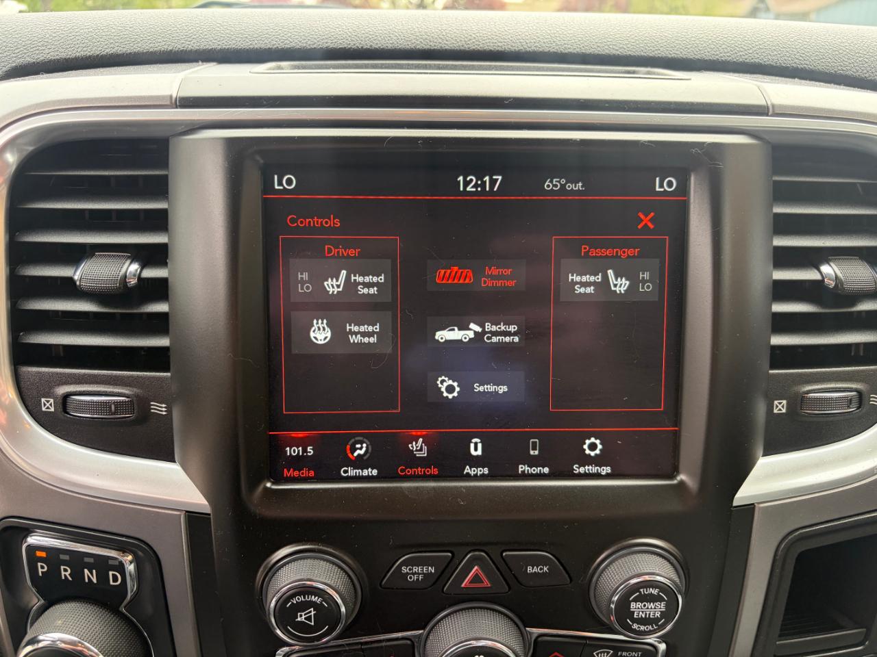 RAM 1500 Classic SLT 4x4 Crew Cab 6'4" Box 2021