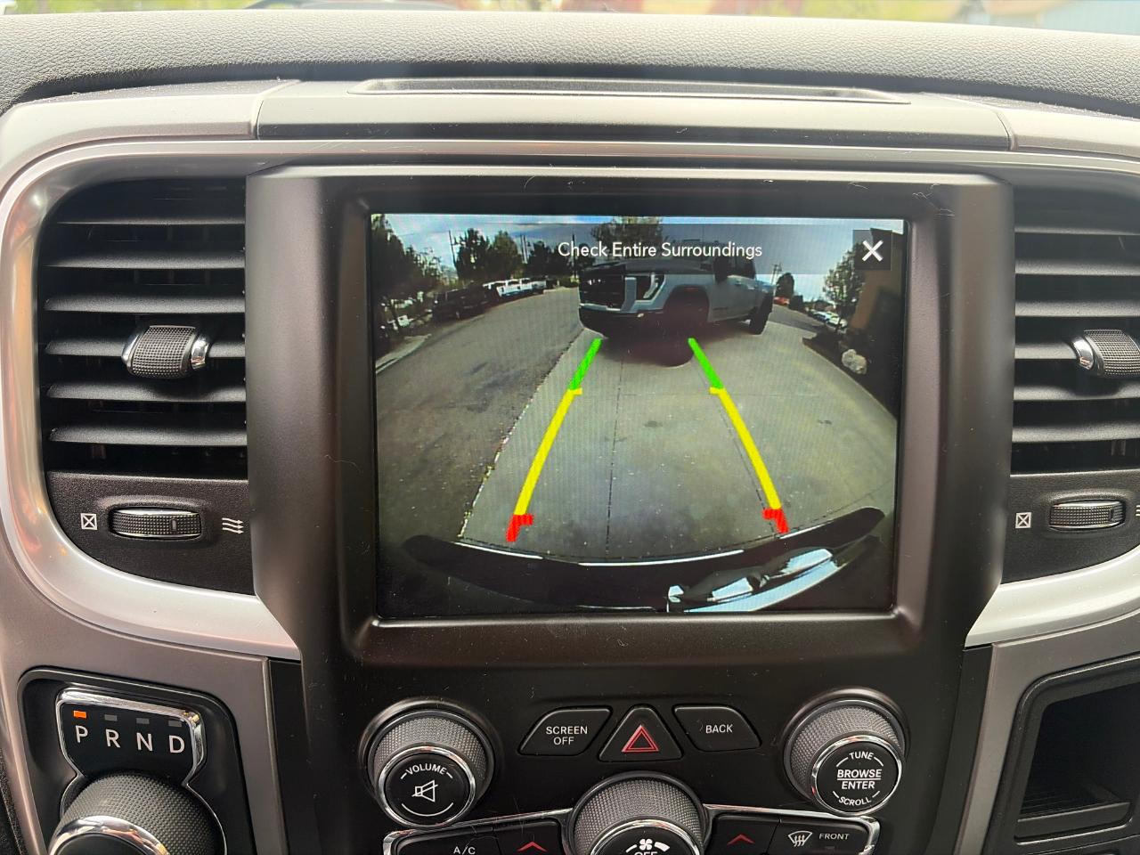 RAM 1500 Classic SLT 4x4 Crew Cab 6'4" Box 2021