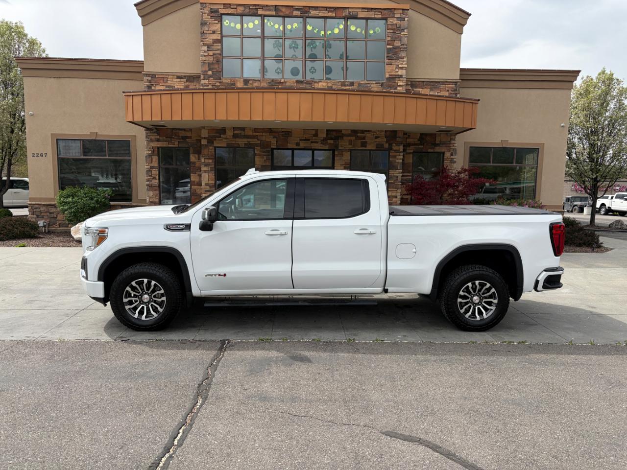 GMC Sierra 1500 4WD Crew Cab 157" AT4 2019