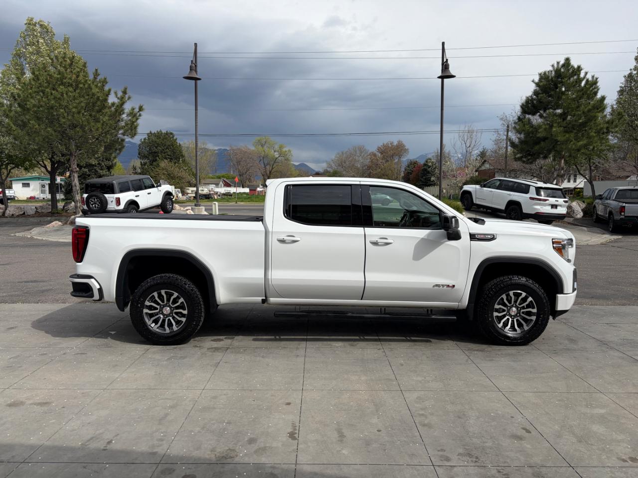 GMC Sierra 1500 4WD Crew Cab 157" AT4 2019