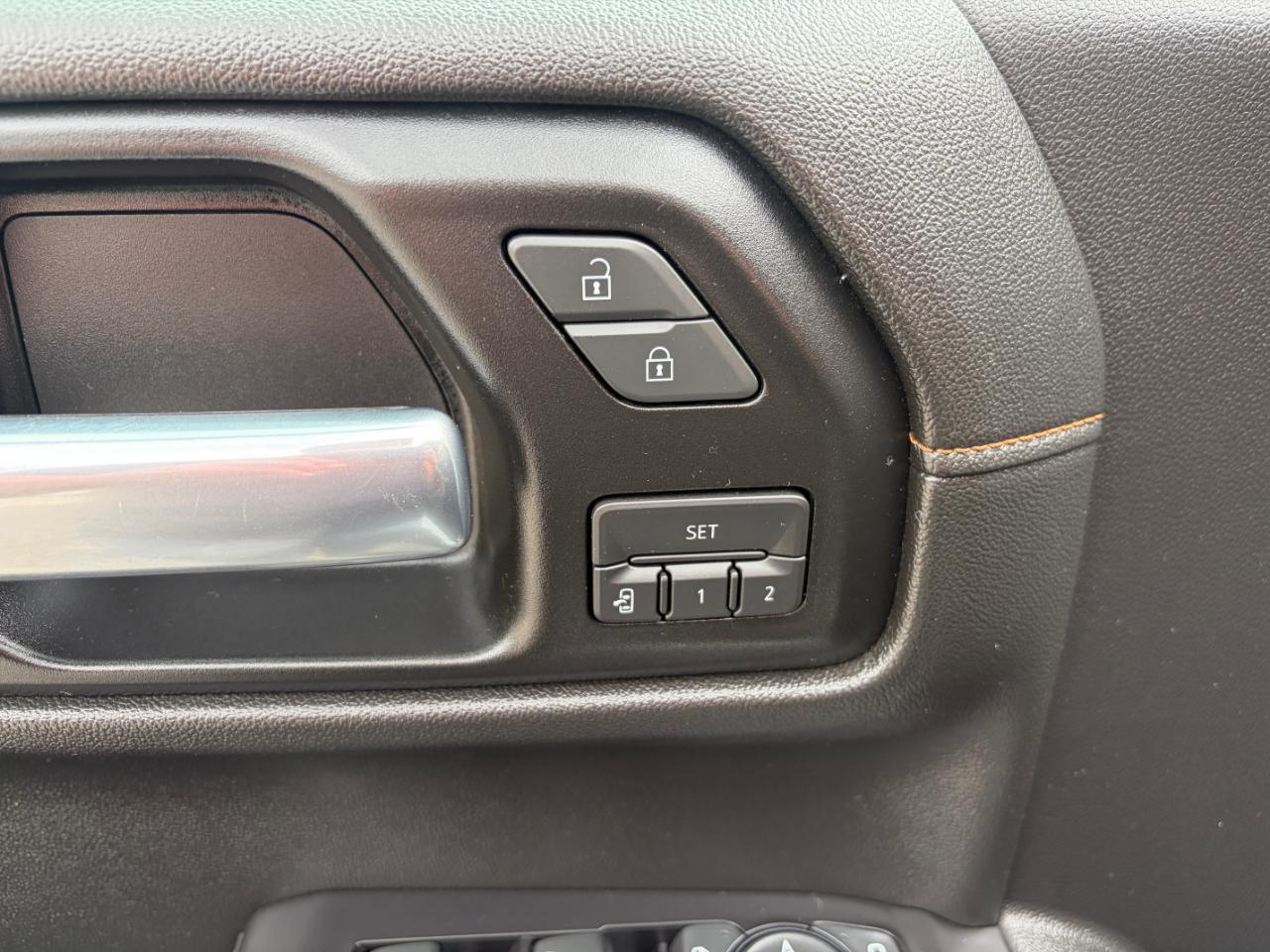 GMC Sierra 1500 4WD Crew Cab 157" AT4 2019