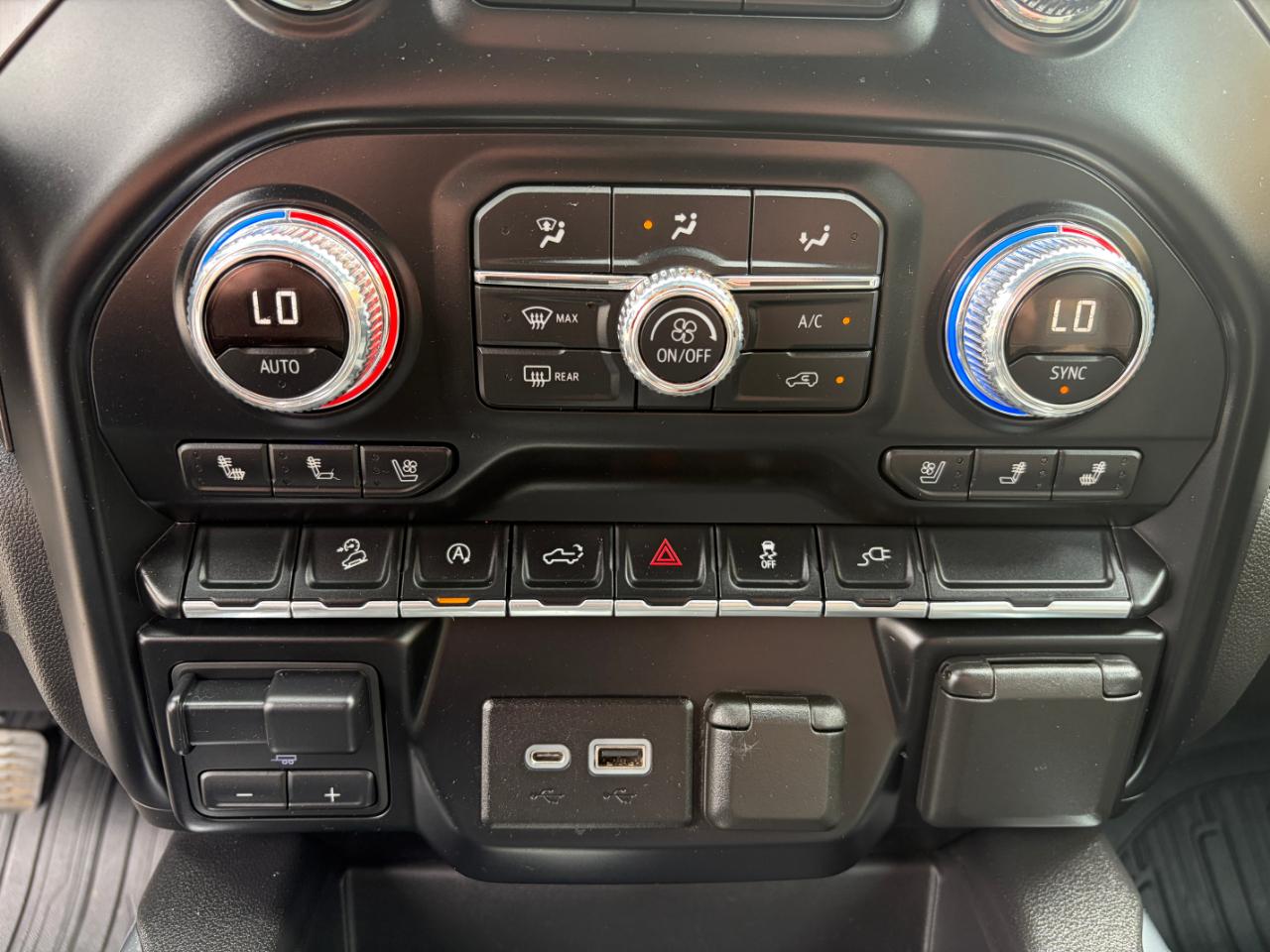 GMC Sierra 1500 4WD Crew Cab 157" AT4 2019