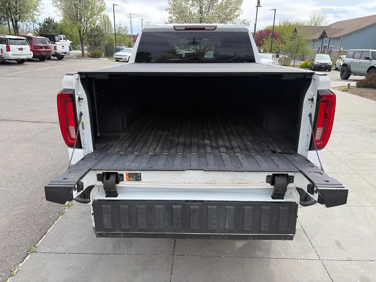 GMC Sierra 1500 4WD Crew Cab 157" AT4 2019