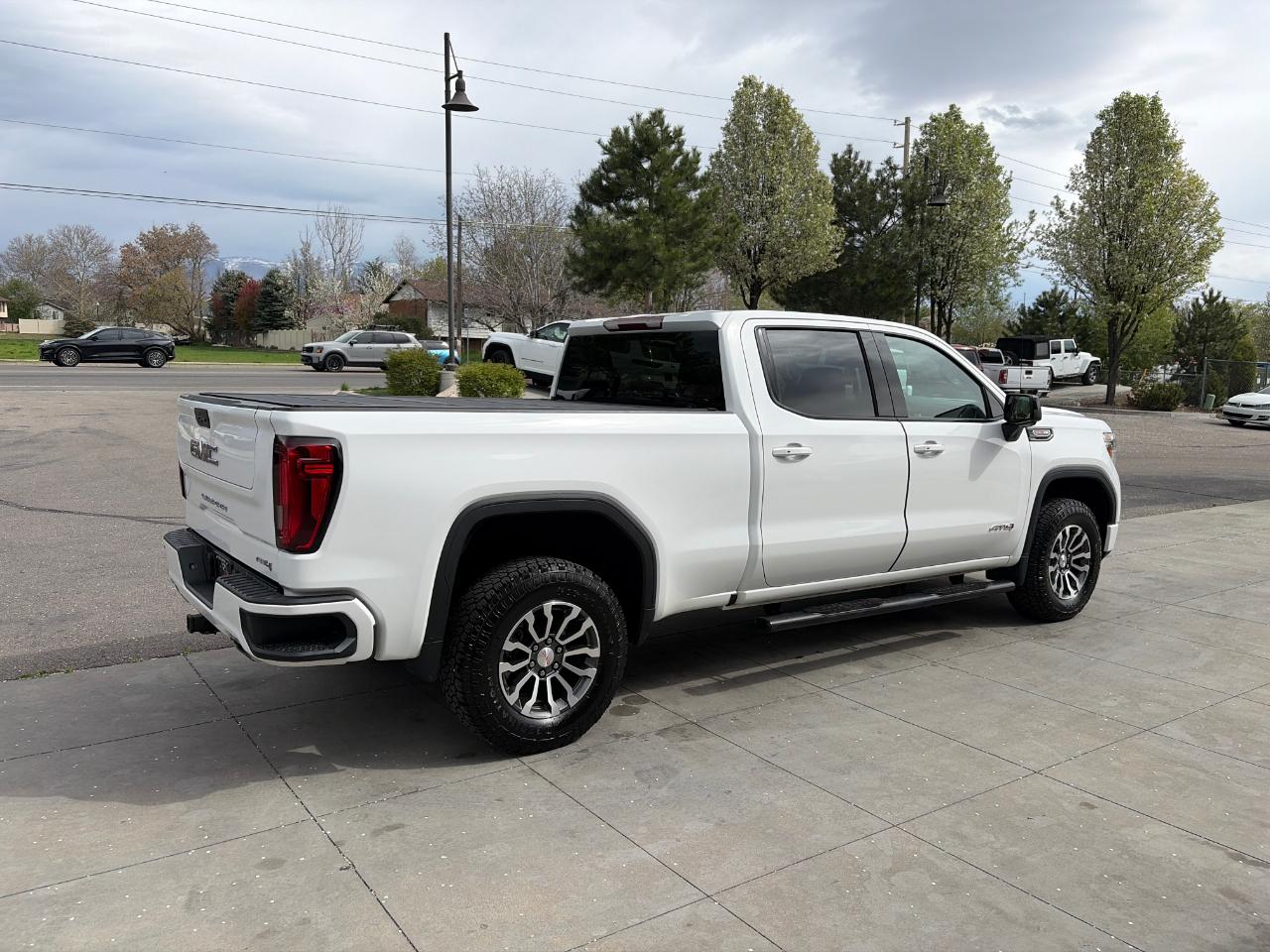 GMC Sierra 1500 4WD Crew Cab 157" AT4 2019