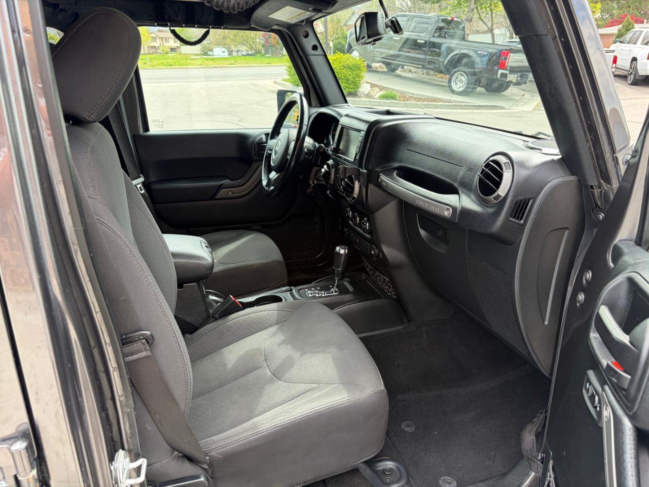 Jeep Wrangler JK Unlimited Sport S 4x4 2018