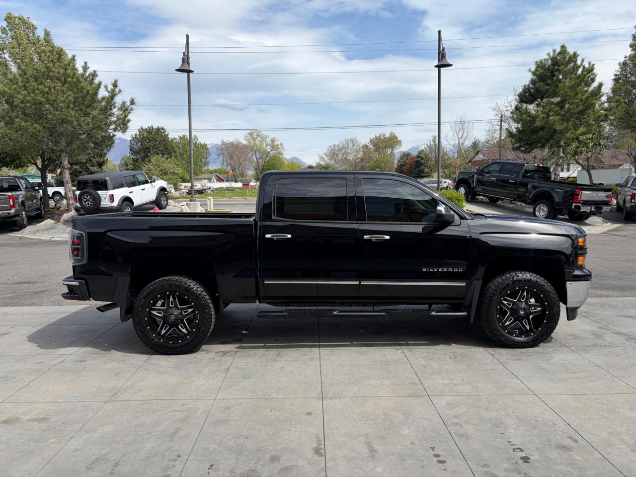 Chevrolet Silverado 1500 4WD Crew Cab 143.5" LTZ w/1LZ 2014