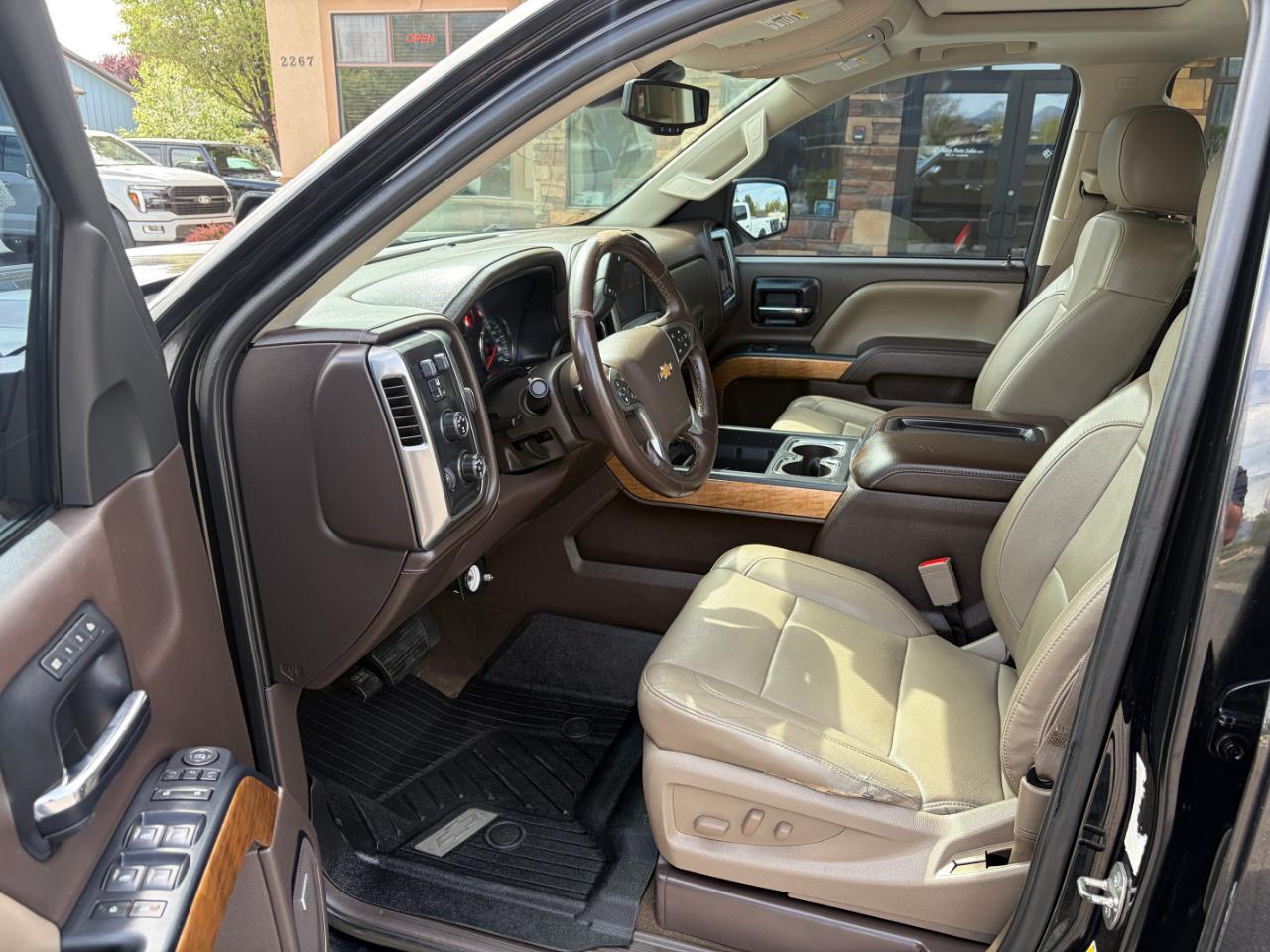 Chevrolet Silverado 1500 4WD Crew Cab 143.5" LTZ w/1LZ 2014