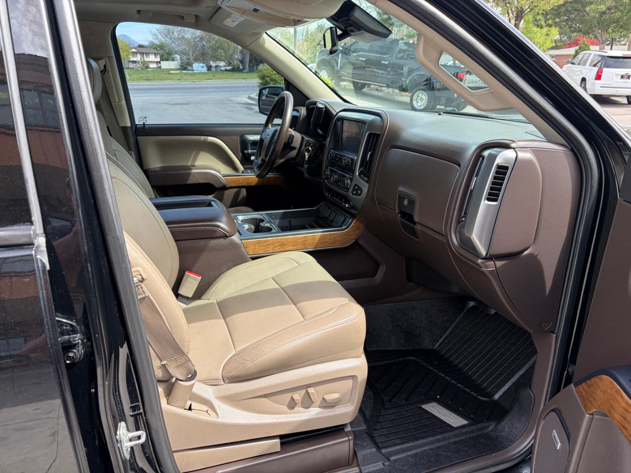 Chevrolet Silverado 1500 4WD Crew Cab 143.5" LTZ w/1LZ 2014