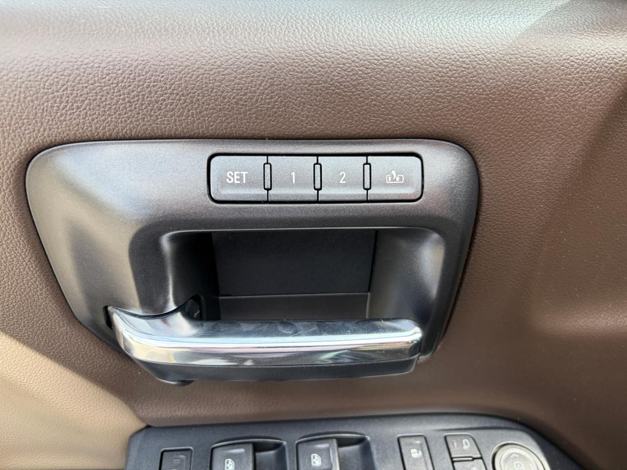 Chevrolet Silverado 1500 4WD Crew Cab 143.5" LTZ w/1LZ 2014