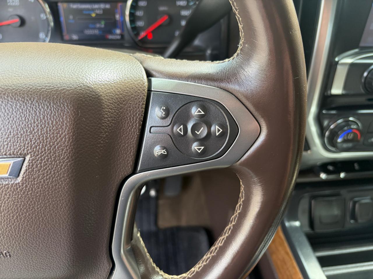 Chevrolet Silverado 1500 4WD Crew Cab 143.5" LTZ w/1LZ 2014