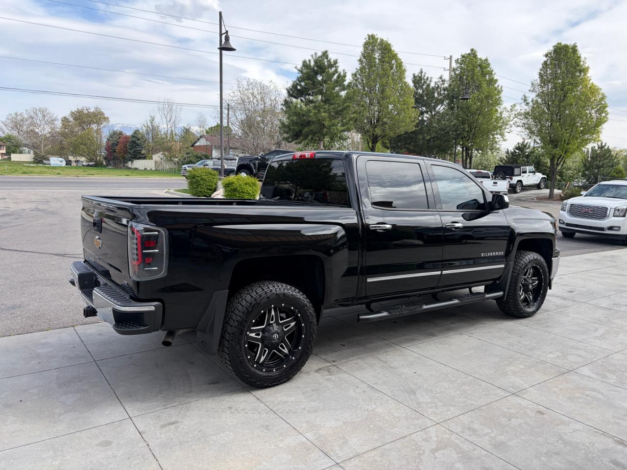 Chevrolet Silverado 1500 4WD Crew Cab 143.5" LTZ w/1LZ 2014
