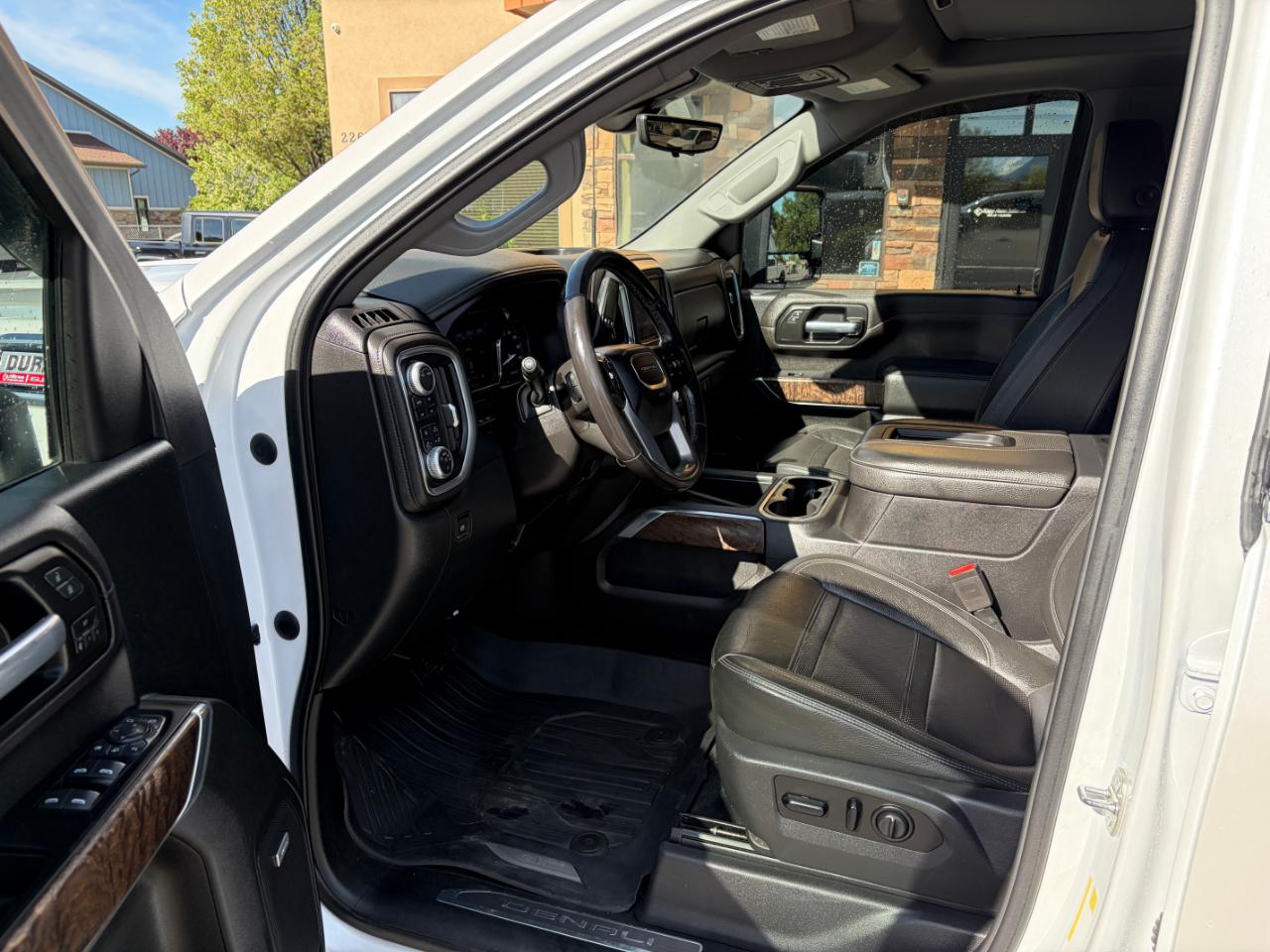 GMC Sierra 3500HD 4WD Crew Cab 159" Denali 2020