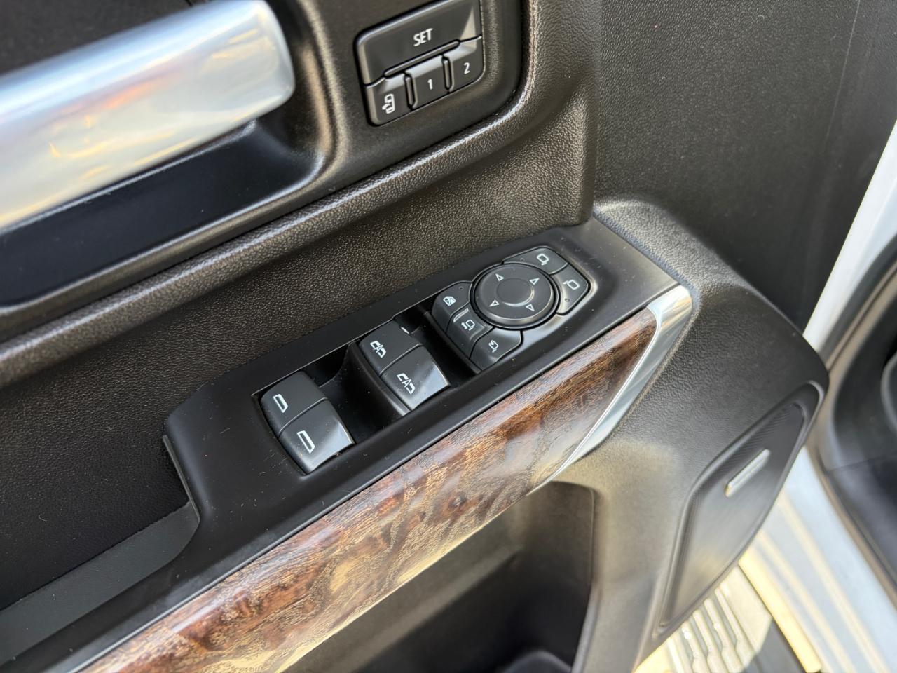 GMC Sierra 3500HD 4WD Crew Cab 159" Denali 2020