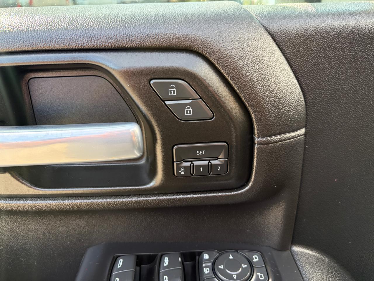 GMC Sierra 3500HD 4WD Crew Cab 159" Denali 2020