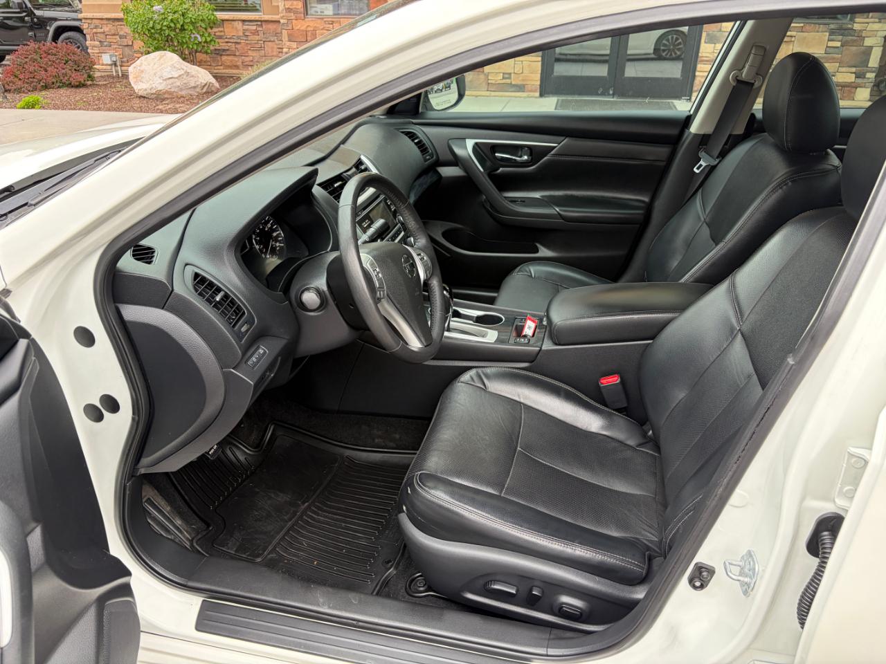 Nissan Altima 2017.5 2.5 SL Sedan 2017