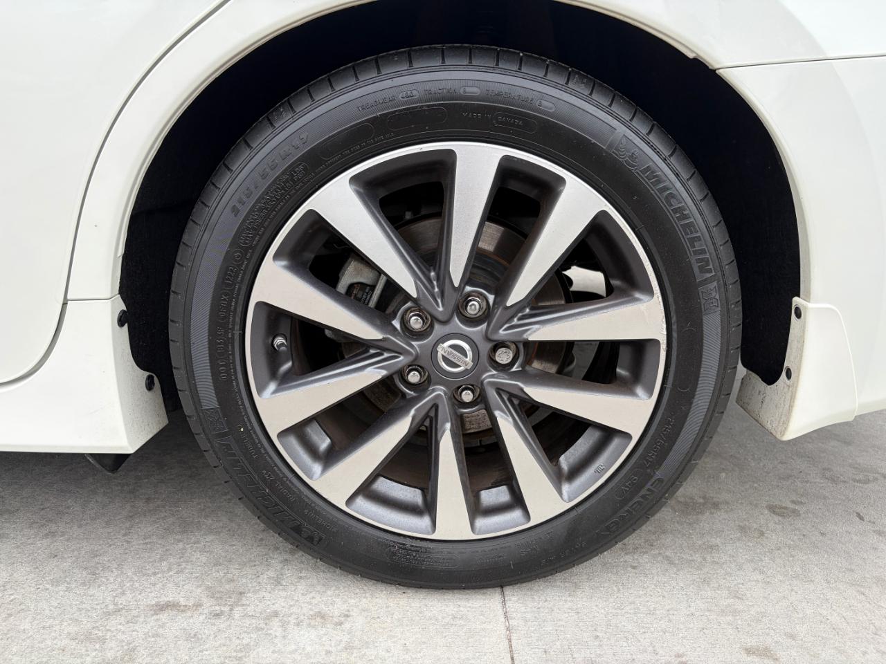 Nissan Altima 2017.5 2.5 SL Sedan 2017