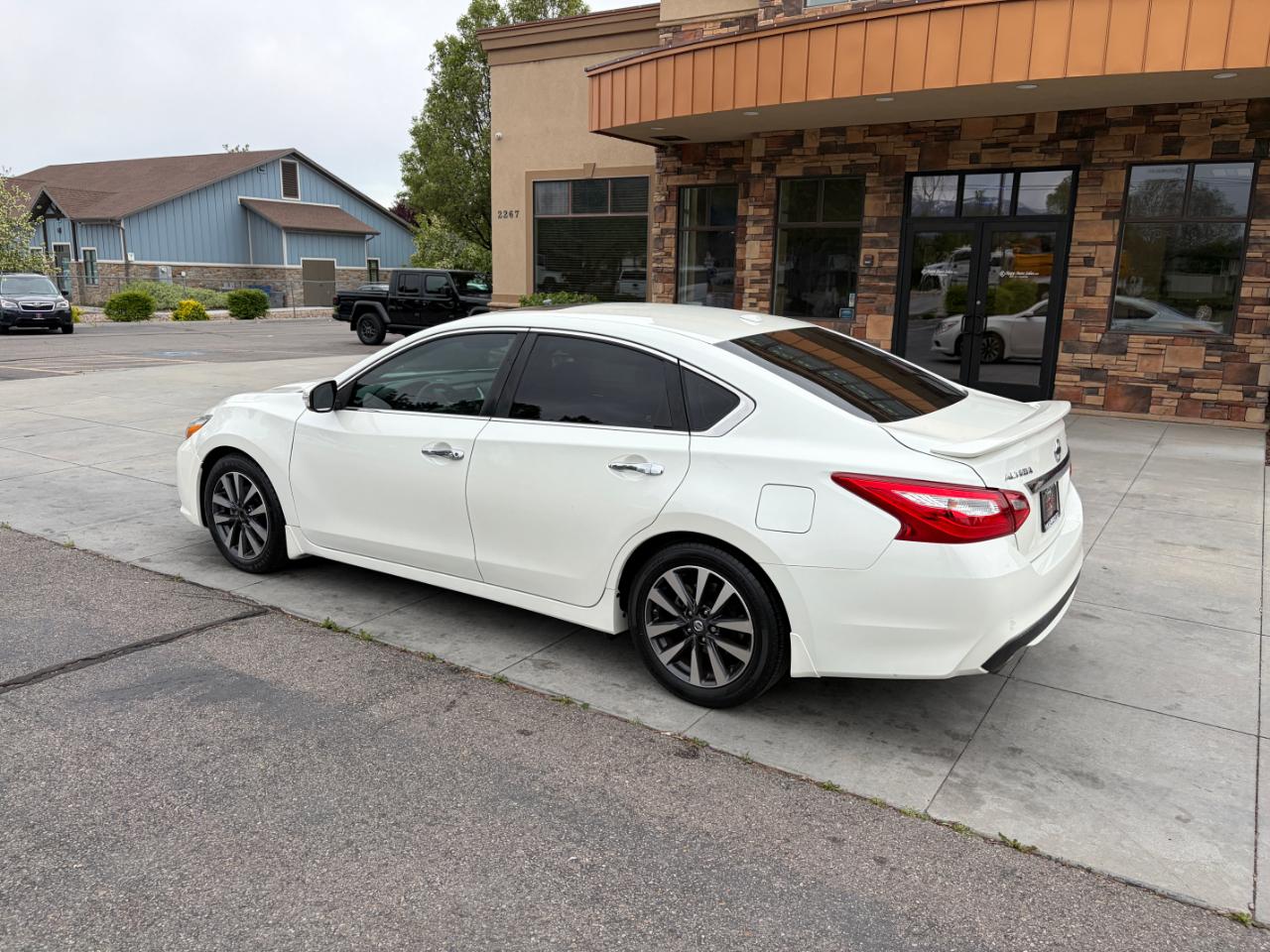 Nissan Altima 2017.5 2.5 SL Sedan 2017