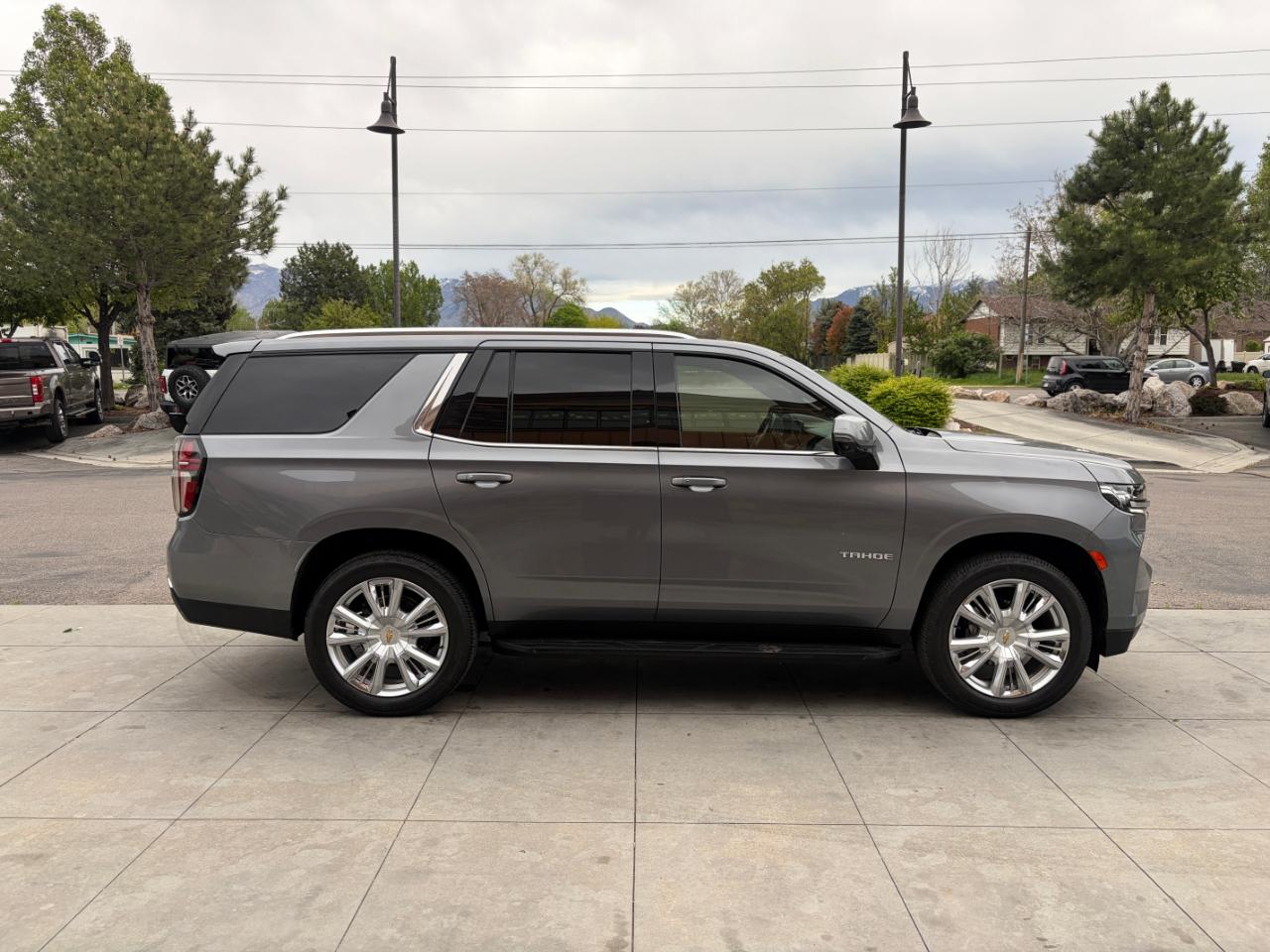 Chevrolet Tahoe 4WD 4dr LT 2021