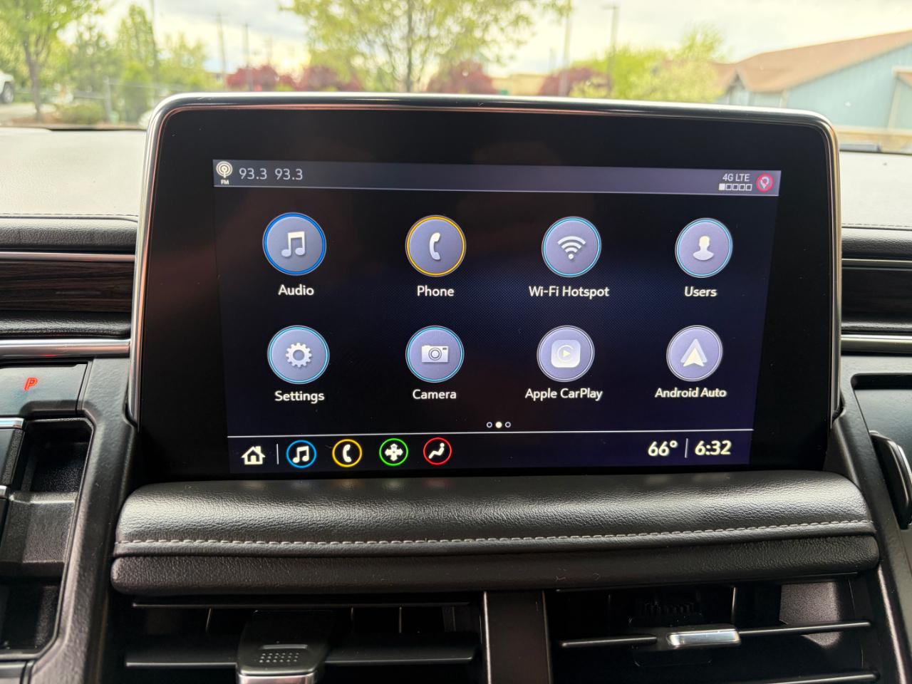 Chevrolet Tahoe 4WD 4dr LT 2021